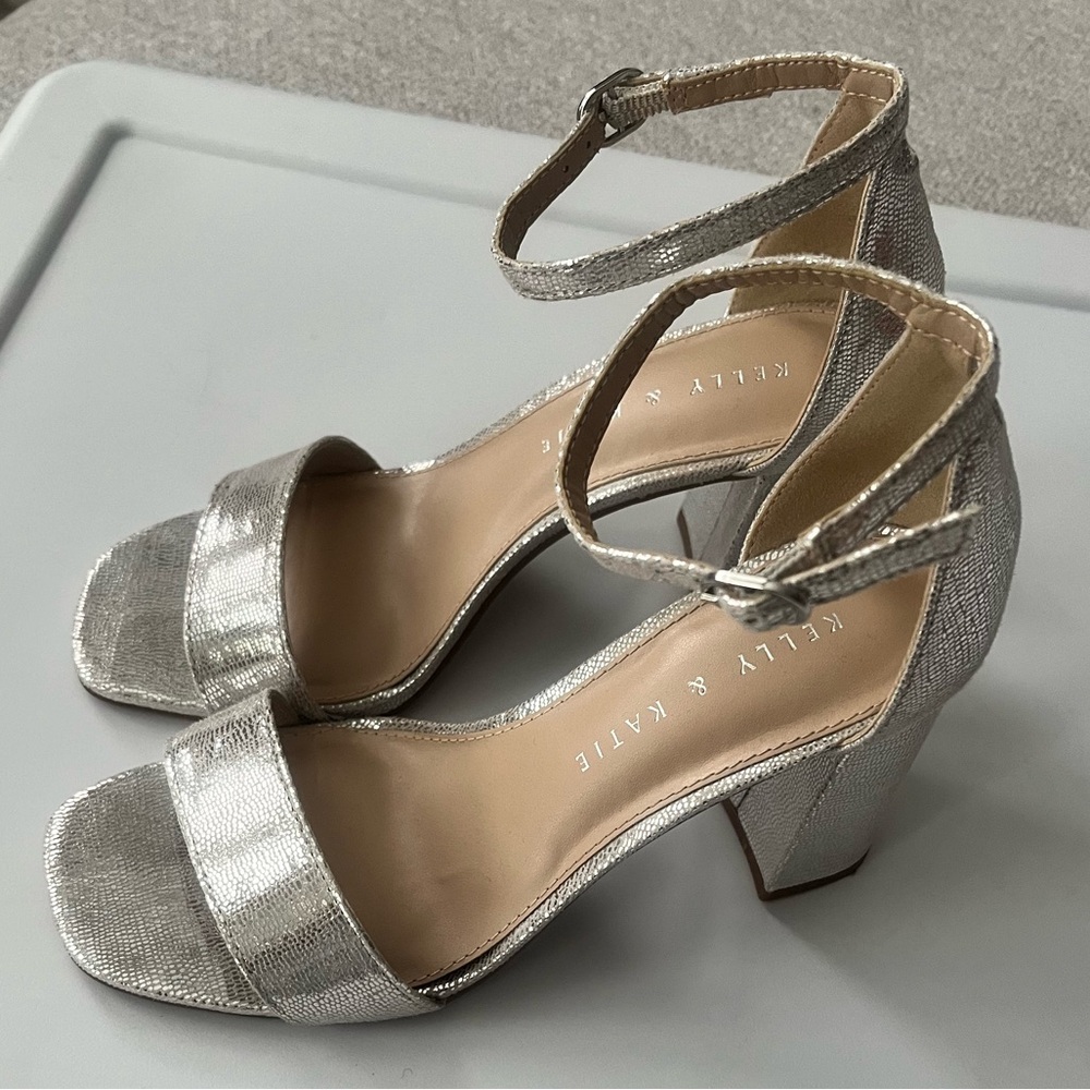 Silver Block Heels - Picture 2 of 4